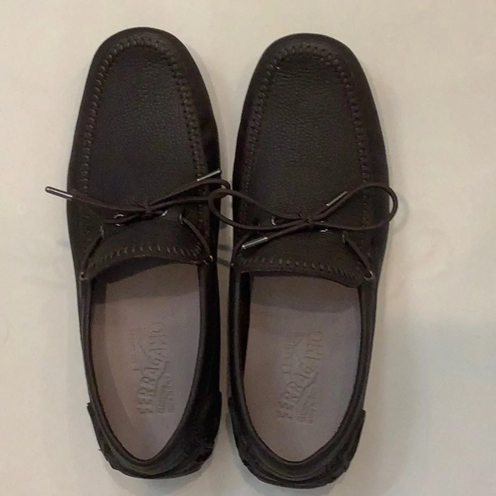 Men's Salvatore Ferragamo like new - Picture 5 of 16